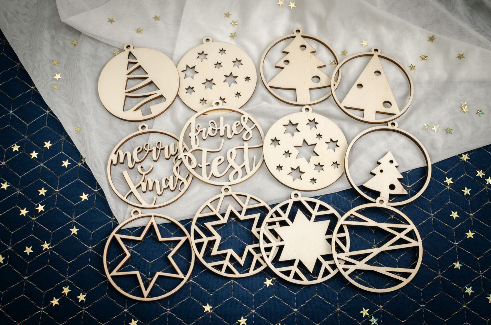 Weihnachtsanhänger aus Holz