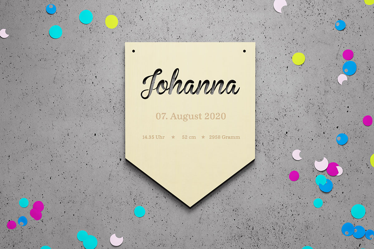 Personalisiertes Holz-Schild zur Geburt „Cutout“