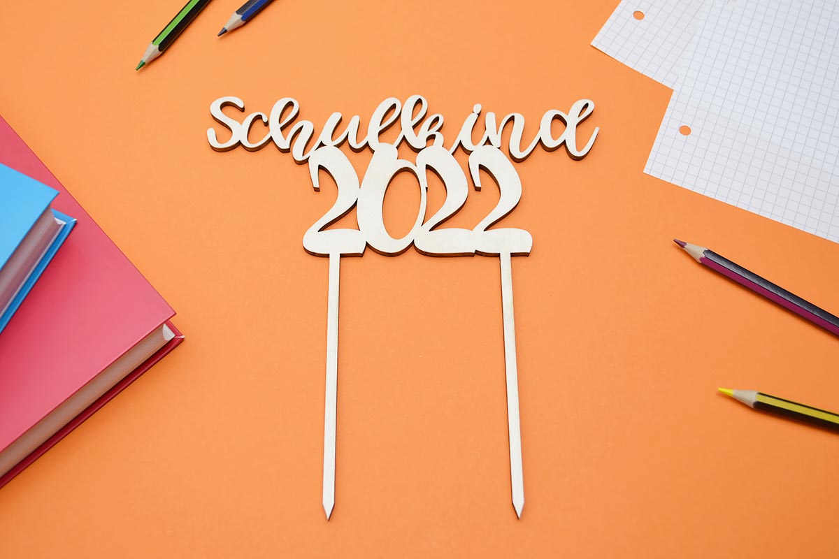 Schulkind Cake Topper mit Jahreszahl