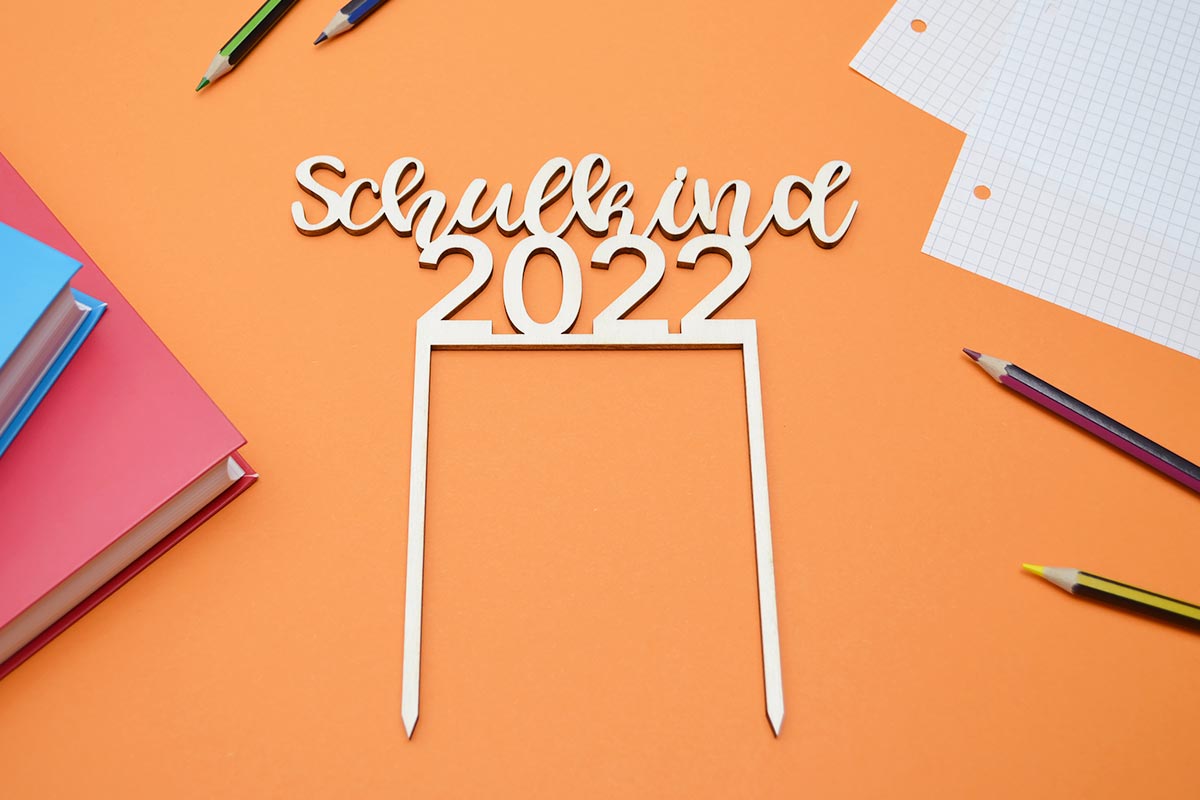 Schulkind Cake Topper mit Jahreszahl