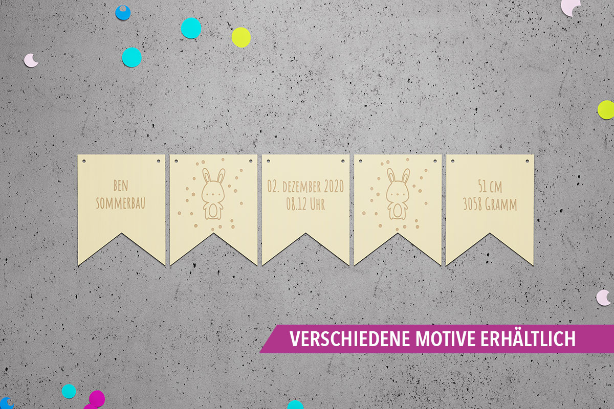 Wimpelkette aus Holz zur Geburt