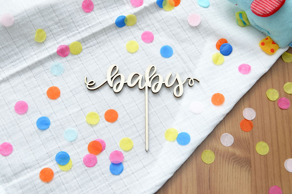Schriftzug Cake-Topper zur Geburt: baby