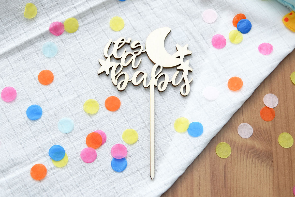 Cake-Topper zur Geburt: It's a baby!