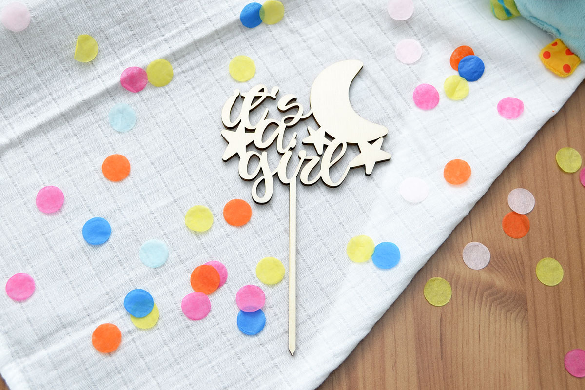 Cake-Topper zur Geburt: It's a girl!