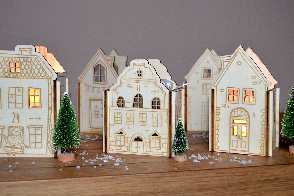 Adventshäuschen für kleine Geschenktüten oder Teelichte
