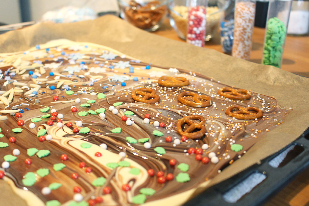 Weihnachtliche Bruchschokolade